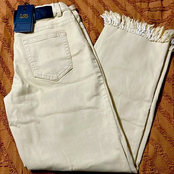 L&B Mid rise boyfriend size 12 NWT - Picture 1 of 2